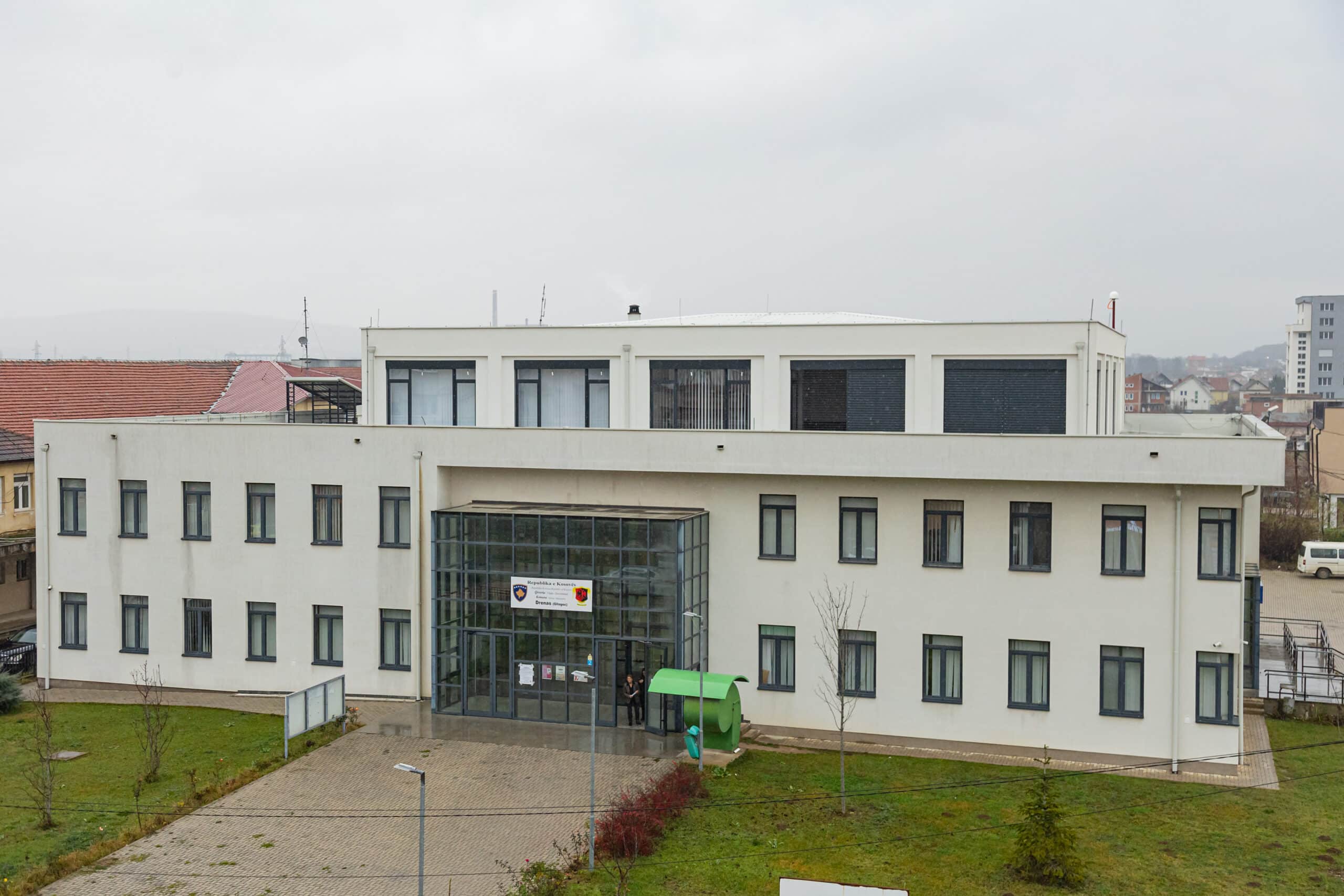Njoftim për Debat Publik